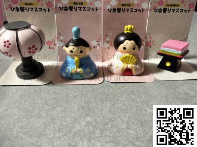 百円ショップのお雛様フィギュア「ひな祭りマスコット」